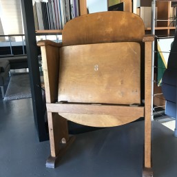 Fauteuil de cinéma Strapontin